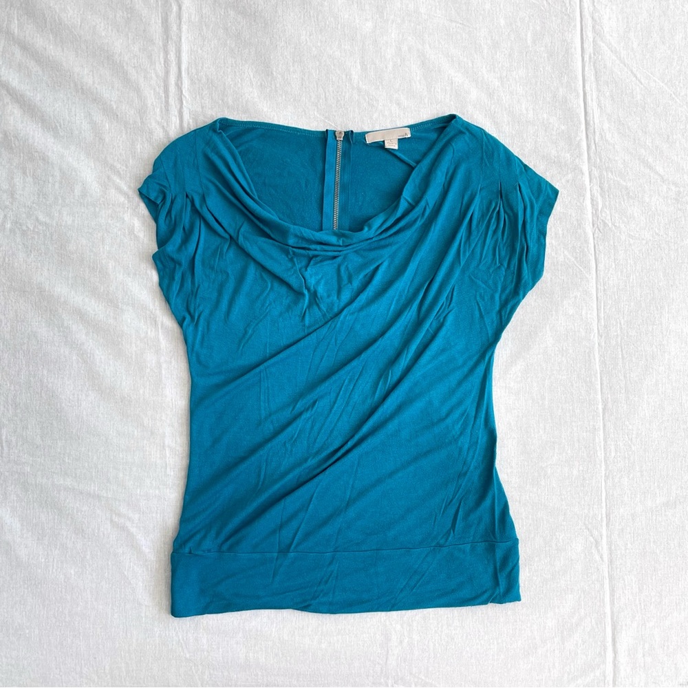 oneA Cowl Neck Fitted Top - L